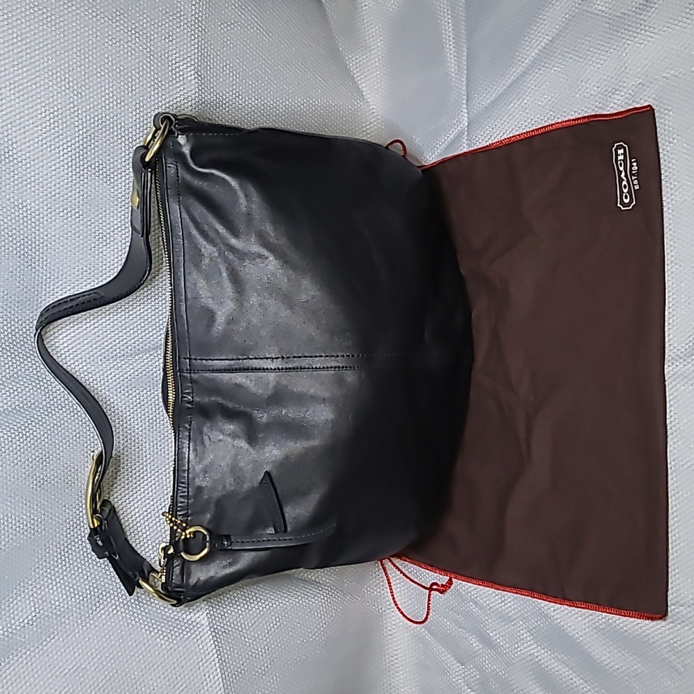 Vintage Coach Soho Hobo Leather Bag